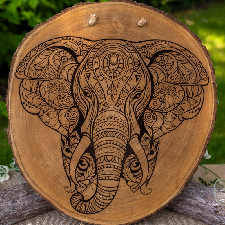 Rondin murale éléphant d'Asie mandala