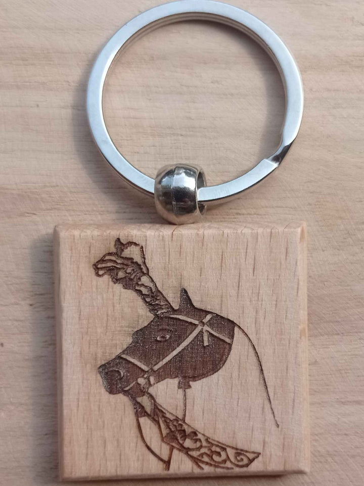 Porte-clés en bois gravé - Géants de la Ducasse d'Ath