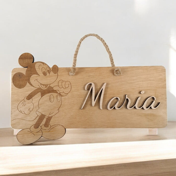 Plaque de chambre enfant en bois - Super - héros, Personnages de dessins animés et plus - Grav - O - Deco
