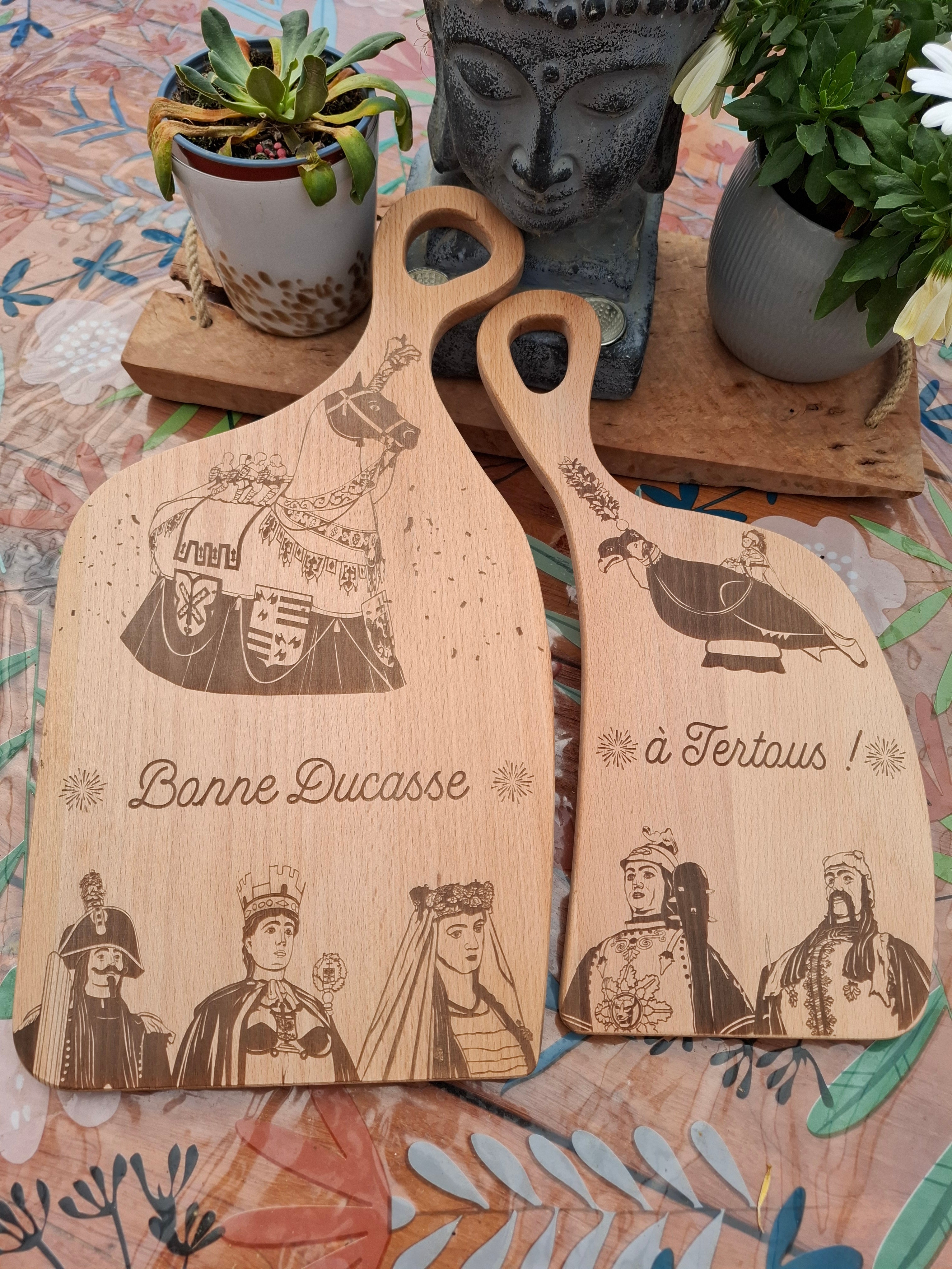 Planche couple en hêtre - Bonne Ducasse à Tertous !