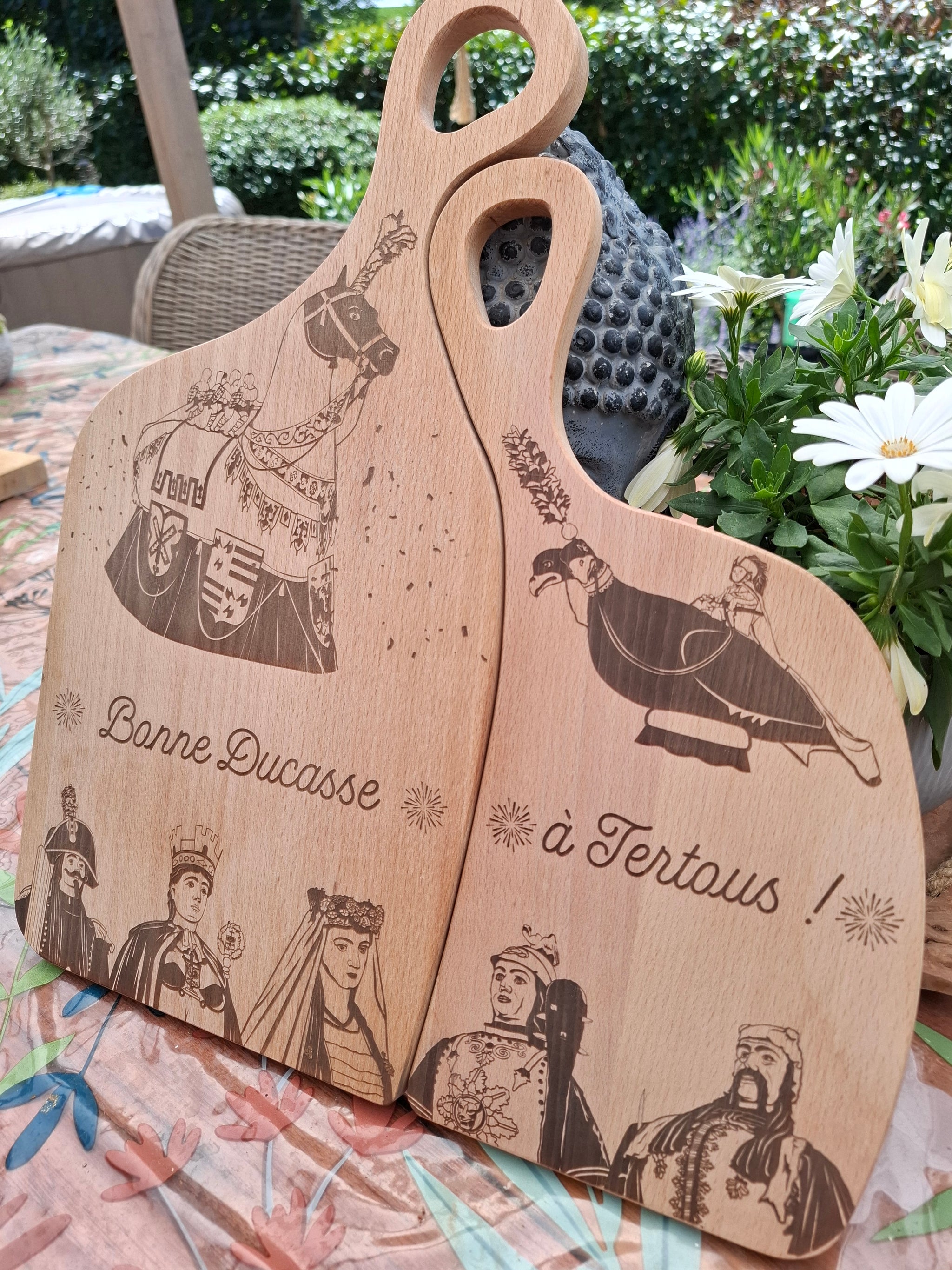 Planche couple en hêtre - Bonne Ducasse à Tertous !